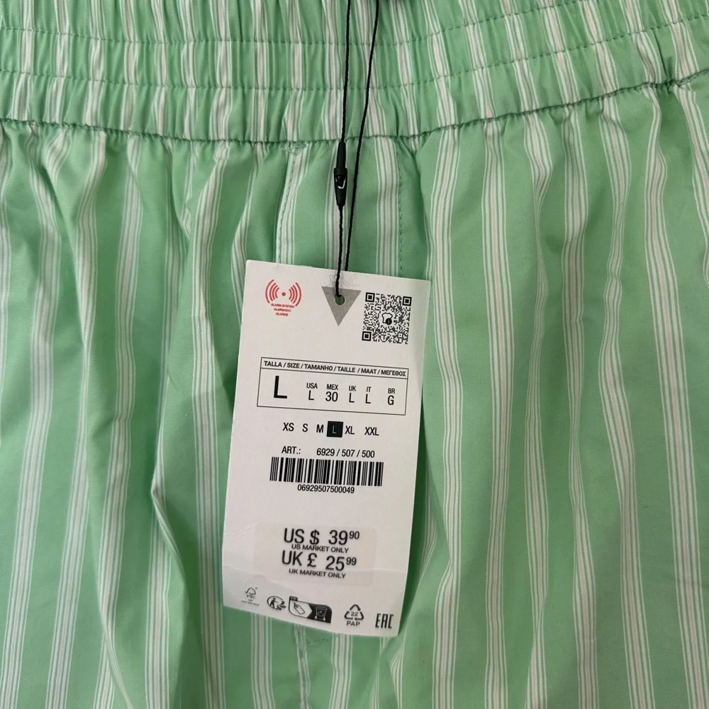 Zara Green Striped Shorts - Picture 3 of 3